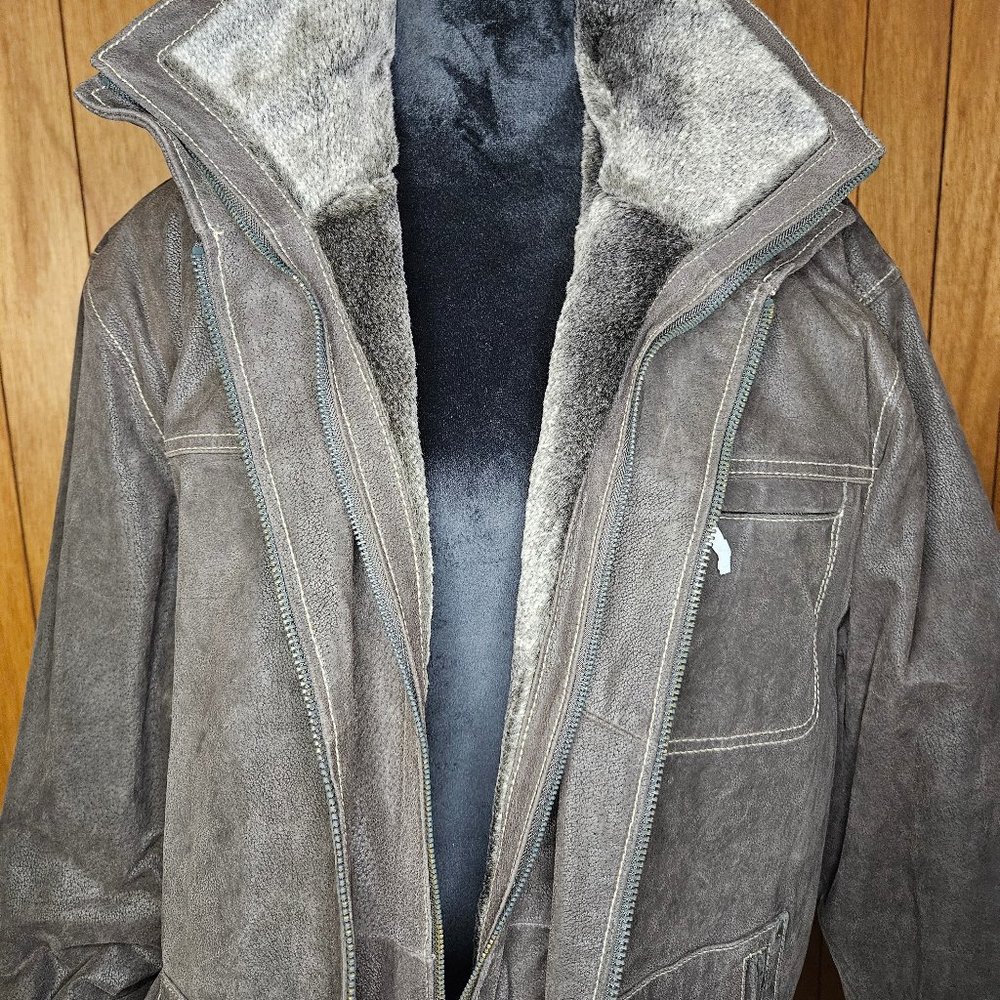 Men's Winter Leather Jacket With Detachable Under Vest And Collar Size XL Tag On